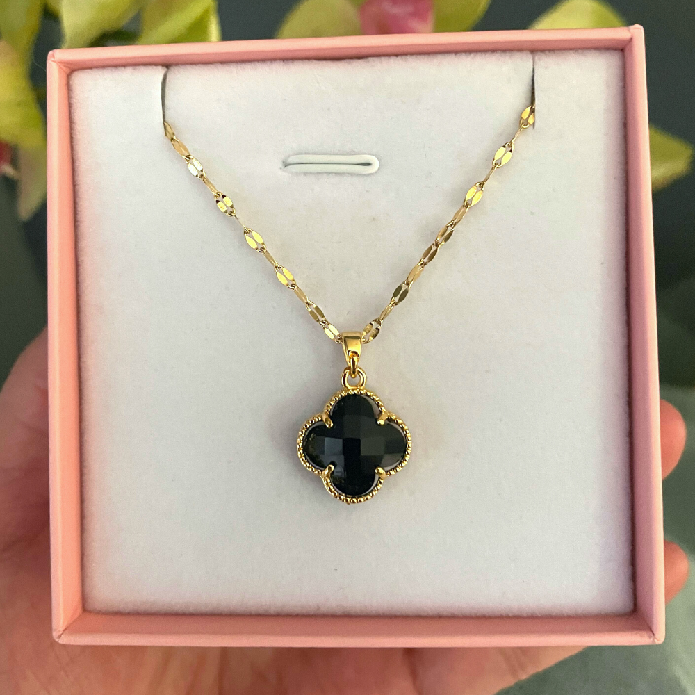 Parrys Jewellers 14ct Yellow Gold Black Onyx Clover Necklace 45cm